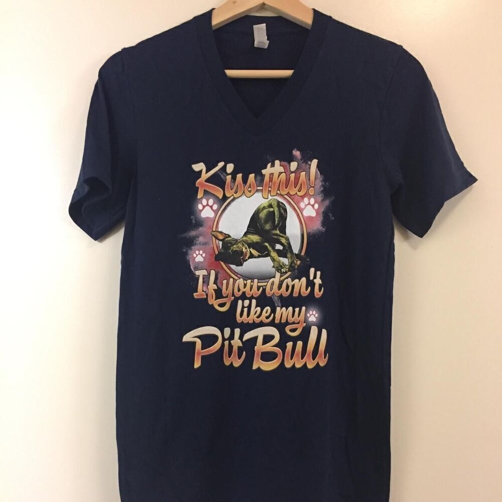 Kiss This if you don't like my Pitbull Women's V-neck T-shirt size Small